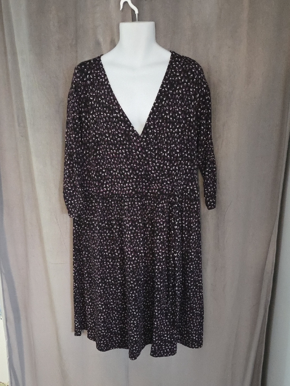 NWT 2X Michel Studio Black Midi Dress with Purple Design